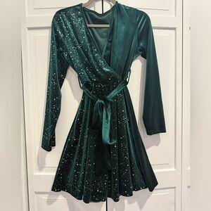 Elegant Green Wrap Dress